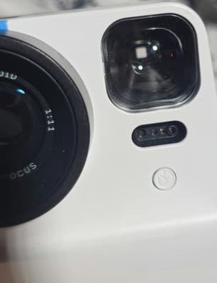 Vintage Polaroid SX-70 OneStep White with Rainbow Stripe Instant Camera - Thumbnail 7