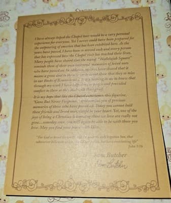 Precious Moments "Gone But Never Forgotten" 135976 Chapel Exclusive + Card - Thumbnail 7