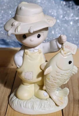 Precious Moments #531030 YOU ARE MY ONCE IN A LIFETIME - Girl Version - Retired - Thumbnail 6