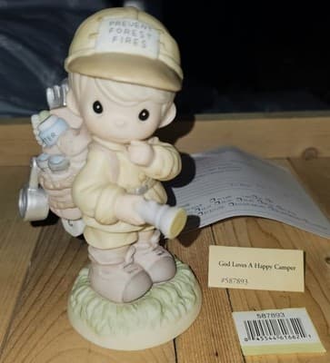 Precious Moments "God Loves A Happy Camper" #587893 Made In 1999 - Thumbnail 2