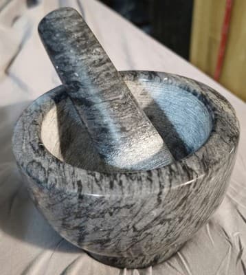 Marble Mortar and Pestle Set (5 Inch Diameter, 3.5 Inch Tall, Pestle 5 Inches) - Thumbnail 3