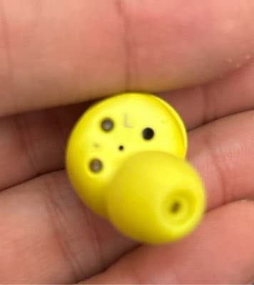 Samsung Galaxy Buds Yellow Case w/ Left Earbud SM-R170 - Thumbnail 4