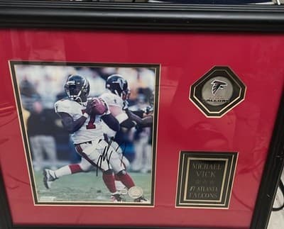 Michael Vick Autographed 8x10 Photo + Atlanta Falcons Commemorative Coin - Image 1