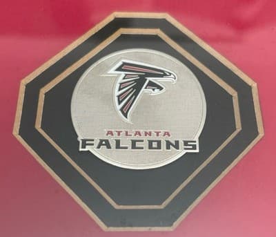 Michael Vick Autographed 8x10 Photo + Atlanta Falcons Commemorative Coin - Thumbnail 2