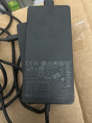 Microsoft Surface Dock 1661 w/ Adapter for Pro 3-7 - Thumbnail 3