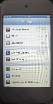 Working Apple iPod Touch 16GB 4th Gen Model A1367 (Fully Functioning, No Issues) - Thumbnail 5