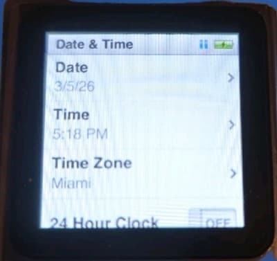 Apple iPod Nano 6th Gen 8GB Turns On Works Well Needs New Battery Sold As-Is - Thumbnail 7