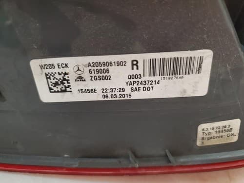 2015-2018 Mercedes Benz C300 Rear Tail Light Lamp Passenger Right A2059061902 - Thumbnail 4