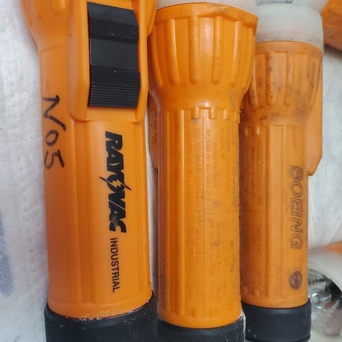 Set Of 10 Rayovac/Boeing Industrial Grade Flashlight Model IN2-MS Lot 85 - Thumbnail 5