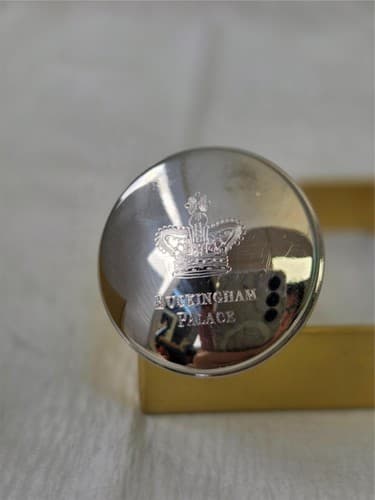 Buckingham Palace Boxed Silver-Plated Bottle Stopper - Thumbnail 6