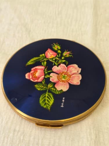 Vintage Stratton Gold Compact Powder Case with Mirror & Puff - Thumbnail 3