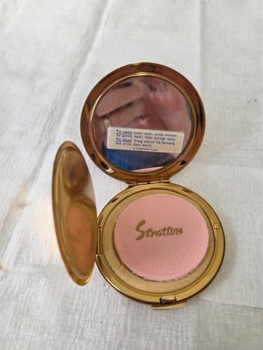 Vintage Stratton Gold Compact Powder Case with Mirror & Puff - Thumbnail 8