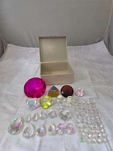 Lot of Assorted Faceted Crystal Gems AB Acrylic Grass Decor Craft Pieces Prism - Image 1