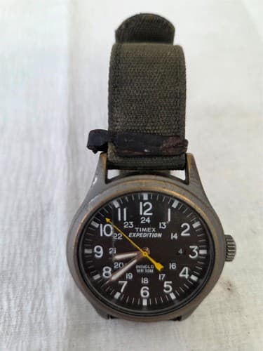 Timex Expedition Indiglo WR 50M Scout Black Dial Green Strap Watch - Thumbnail 2