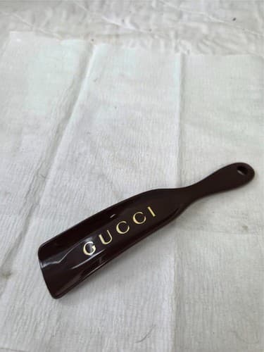 Gucci Black Heavy Plastic Shoehorn with Gold Logo - Thumbnail 2