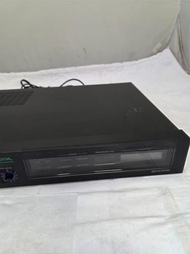 Yamaha DSP-1 Dolby Surrounds 120V Digital Soundfield Processor - Thumbnail 4