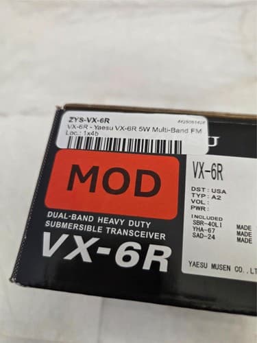 Yaesu VX‑6R Dual‑Band Submersible Transceiver w/ Antennas Charger Case Manual - Thumbnail 6