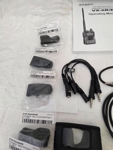 Yaesu VX‑6R Dual‑Band Submersible Transceiver w/ Antennas Charger Case Manual - Thumbnail 8