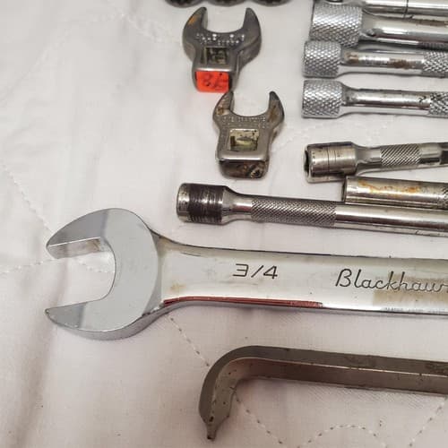 Lot of Ratcheting Wrench with Assorted Sockets Extensions Adapters LOT-387 - Thumbnail 8
