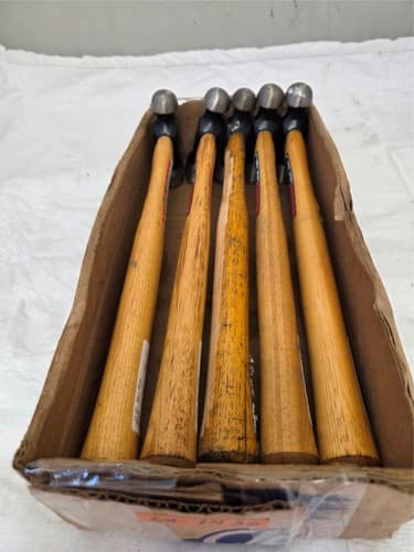 Lot of 5 Blue Point wooden handle Ball Peen Hammers LOT-1430 - Thumbnail 4