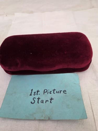 Gucci Red Velvet Hard Protective Case for Glasses - Image 1