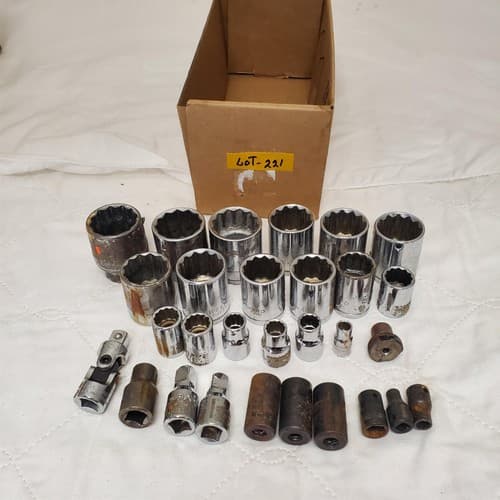 Lot of 29 Assorted Mixed Drive Impact Sockets LOT-221 - Image 1