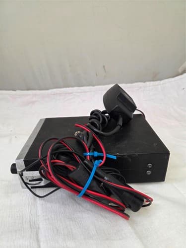 Realistic TRC-422 Priority Circuit 40 CH Citizens Band Transceiver - Thumbnail 6