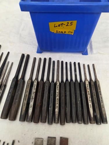 Lot of 43 Snap On assorted Punches & Chisels LOT-25 - Thumbnail 4