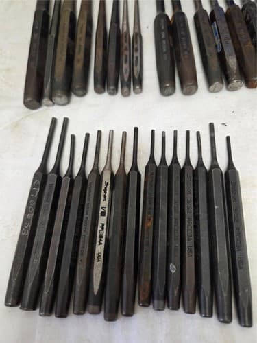 Lot of 43 Snap On assorted Punches & Chisels LOT-25 - Thumbnail 5