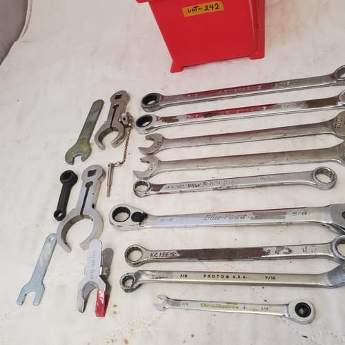 Lot of Assorted Various Offset Ratchet Box-End Wrench & Other Wrenches LOT 242 - Thumbnail 3