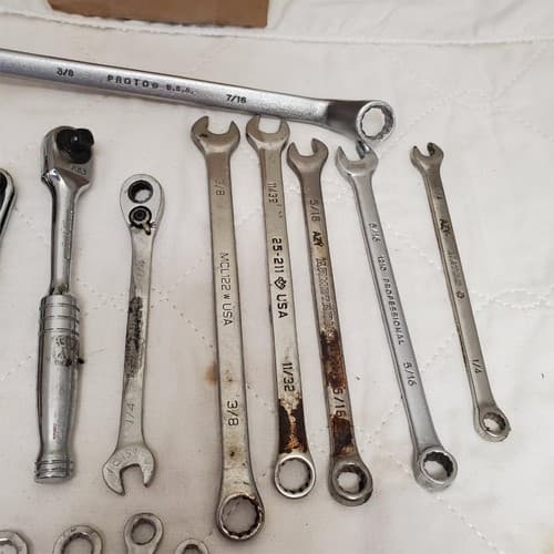 Lot of 16 Assorted Ratcheting Wrenches LOT-396 - Thumbnail 5