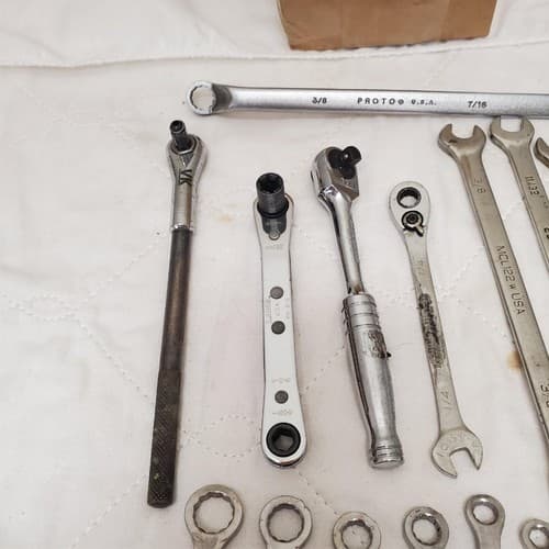 Lot of 16 Assorted Ratcheting Wrenches LOT-396 - Thumbnail 6