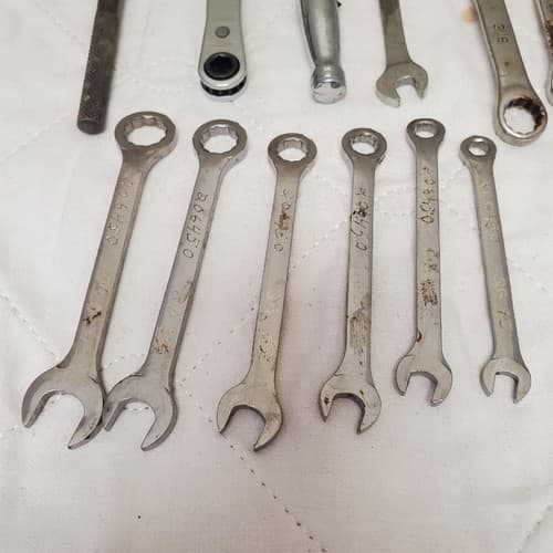 Lot of 16 Assorted Ratcheting Wrenches LOT-396 - Thumbnail 7