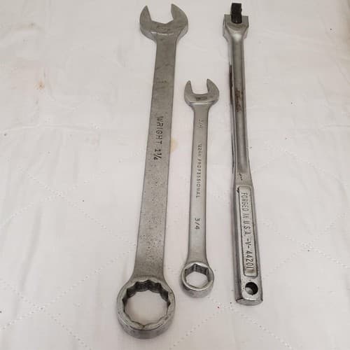 Lot of 3 Assorted Combination Wrench & Drive Flex Head Breaker Bar LOT-606 - Image 1