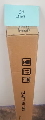 Lot of 25 T5 4FT 3500LM LED Tube Light 25W 4000K - Image 1