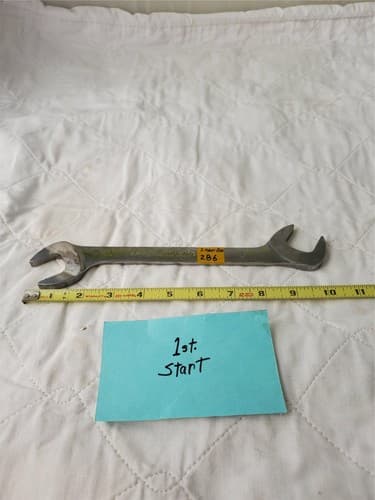 Snap-on 1-1/16" VS32B 4 Way Angle Head Wrench Tool LOT 286 - Image 1