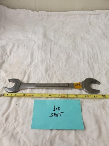 CRAFTSMAN 1 1/8 - 1 1/16 VV44586 Double-Ended Open Wrench Tool LOT 282 - Image 1