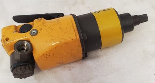 Ingersoll Rand 1702SB 38” Drive Impact Tool Air Tool AM82 - Thumbnail 3