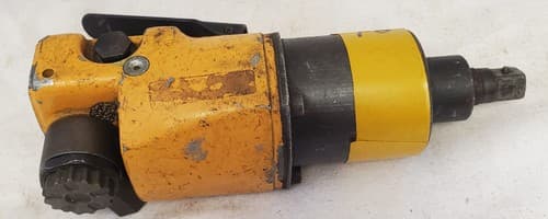 Ingersoll Rand 1702SB 38” Drive Impact Tool Air Tool AM76 - Thumbnail 3