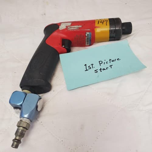 Sioux Torque Clutch Screwdriver with Blue point AIR Hose Swivel Connector AM147 - Image 1