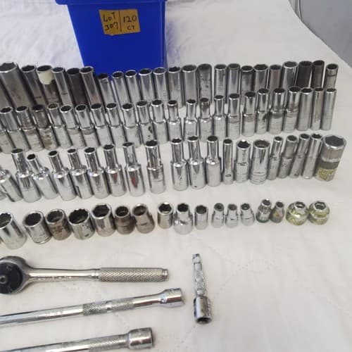 Lot of 120 pc Assorted Sockets/ Chrome / Ratchet Impact Sockets LOT 307 - Thumbnail 10