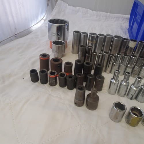 Lot of 120 pc Assorted Sockets/ Chrome / Ratchet Impact Sockets LOT 307 - Thumbnail 12