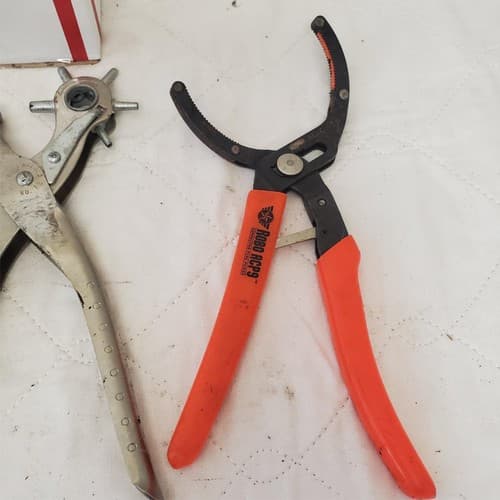 Lot of 3 Revolving Punch Pliers and Oil Filter Wrench Pliers Lot-214 - Thumbnail 5