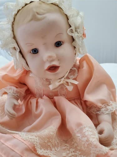 Yolanda Bello Knowles Ashton-Drake Picture Perfect Babies "Heather" Doll - Thumbnail 8
