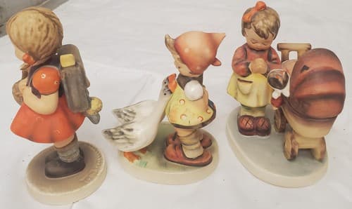 Lot of 12 Vintage Hummel Hand-Painted Ceramic Child Figurines - Thumbnail 15