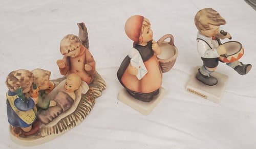 Lot of 12 Vintage Hummel Hand-Painted Ceramic Child Figurines - Thumbnail 22