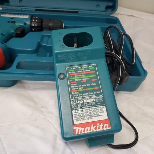 `Makita 6333D 14.4V Cordless Drill Driver w/DC1410 Charger 1422 Battery LOT-1065 - Thumbnail 5
