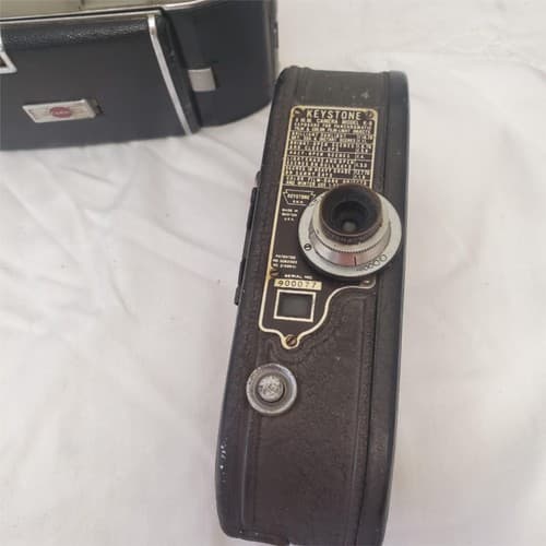 Lot of 3 Vintage Instamatic 304, Keytone 8 M.M & Kodak Tourist Camera - Thumbnail 5