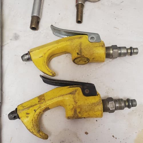 Lot of Pneumatic Air Blow Guns and Nozzles Industrial Air Tools LOT-365 - Thumbnail 9
