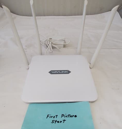 Wavlink Aerial G2 AC1200 Dual Band Gigabit Wi-Fi Router - Image 1